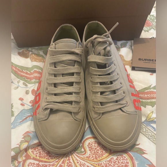 Authentic Burberry Dark HoneyLow Top Larkhall Sneaker with Red Lettering,37(7) - Picture 11 of 13